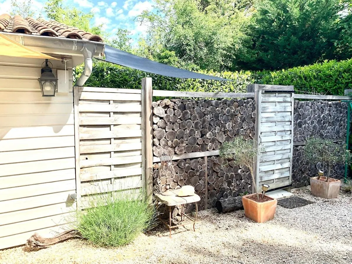 Studio Cosy Avec Piscine Privative Semi-Enterree Saint-Sernin Nyaraló